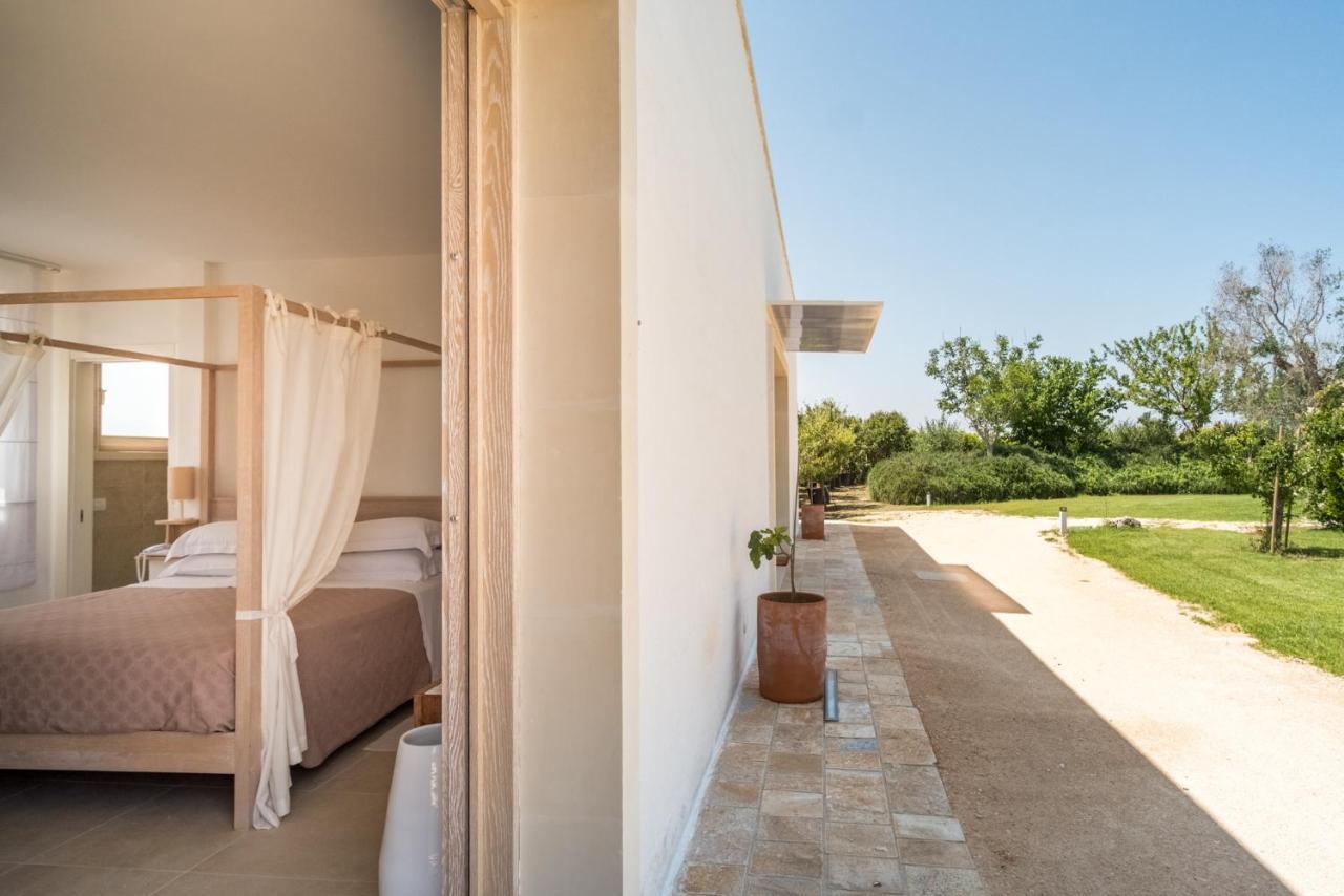 Furnirussi Tenuta Carpignano Salentino Esterno foto